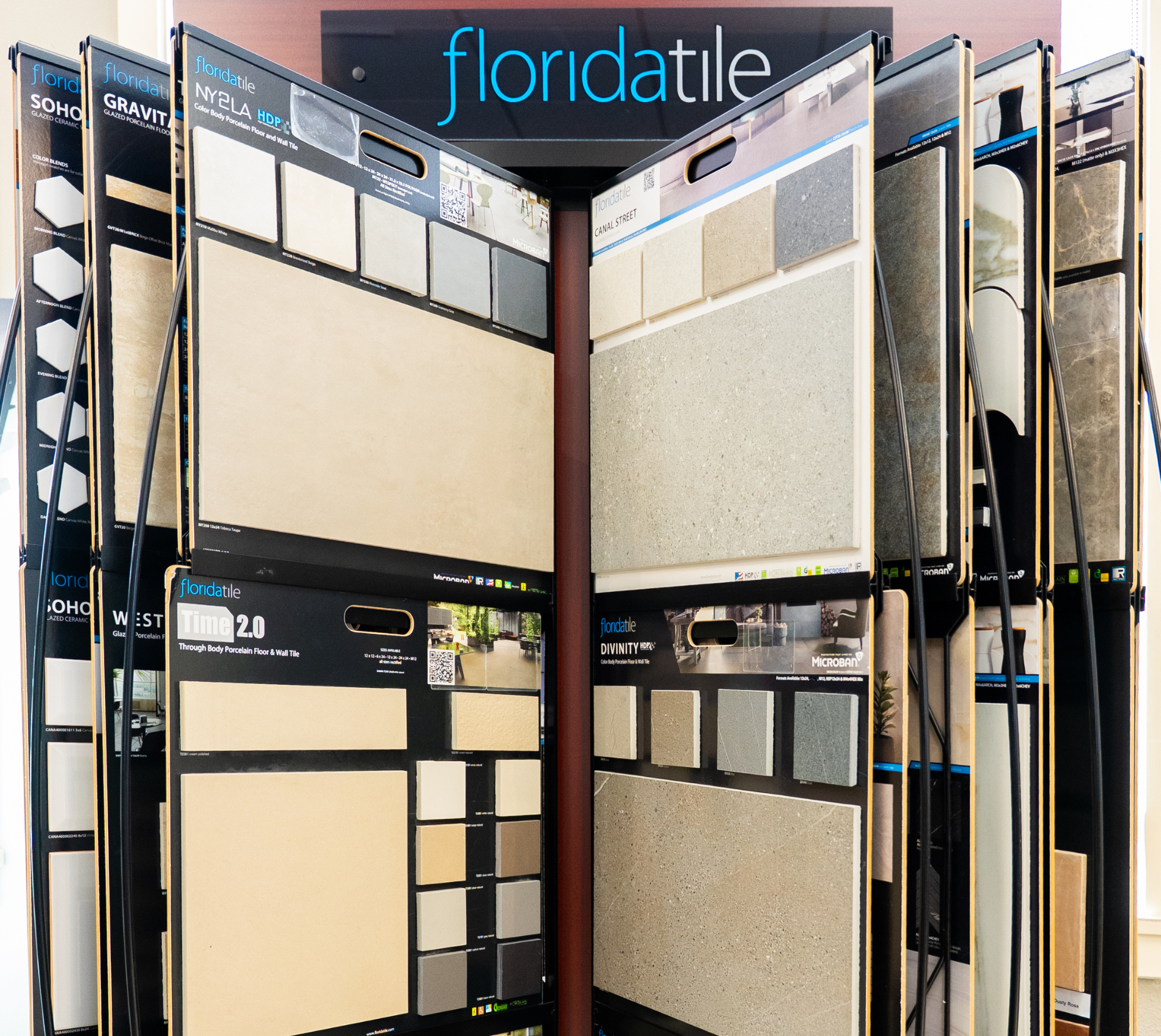 Seaside bedroom grey carpet